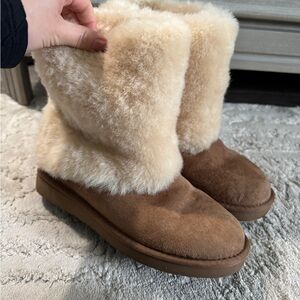 UGGS Women's Boots Size 7